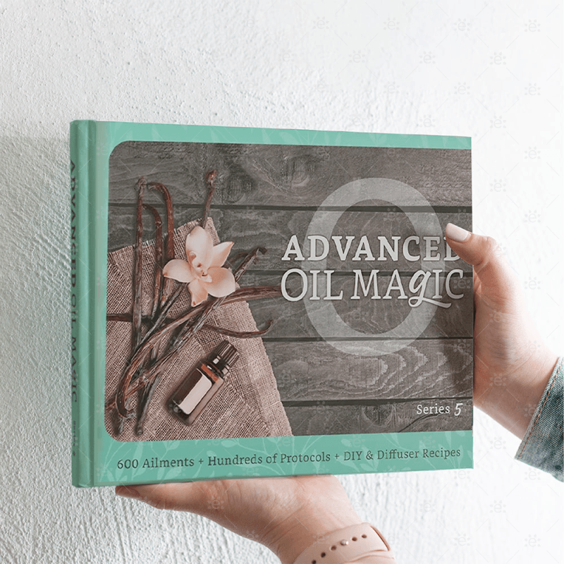 Advanced Oil Magic Hardback Book Series 5 - Box Of 10 Books (Bound)